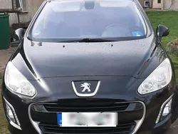 Schwarz Gebraucht 2011 Peugeot 308 Platinum Kombi | 2.100 € (Guter Preis)