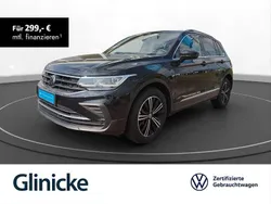 Deep black perleffekt Gebraucht 2024 VW Tiguan Move SUV | 37.960 € (Guter Preis)