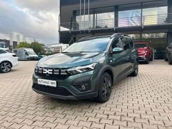 Grün Gebraucht 2024 Dacia Jogger Expression Van / Kleinbus | 18.990 € (Fairer Preis)