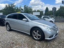Silber Gebraucht 2009 Mercedes R320 AMG Van / Kleinbus | 9.990 € (Fairer Preis)