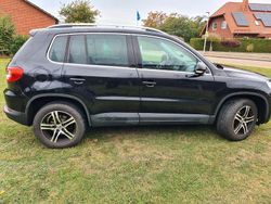 Schwarz Gebraucht 2008 VW Tiguan Sportline SUV | 4.695 € (Fairer Preis)