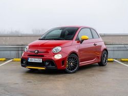Rot Gebraucht 2024 Abarth 695 Competizione Kleinwagen | 28.990 € (Etwas zu teuer)