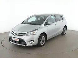 Grau Gebraucht 2016 Toyota Verso Edition-S Van / Kleinbus | 16.650 € (Fairer Preis)