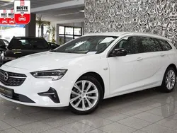 Weiß Gebraucht 2021 Opel Insignia Business Elegance Kombi | 17.990 € (Fairer Preis)