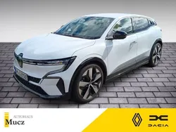 Weiß Gebraucht 2022 Renault Mégane Techno Kleinwagen | 34.490 € (Guter Preis)