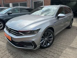 Grau Gebraucht 2020 VW Passat GTE Kombi | 18.880 € (Superpreis)