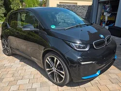 Schwarz Gebraucht 2022 BMW i3 Performance Kleinwagen | 21.799 € (Guter Preis)