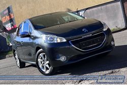 Grau Gebraucht 2013 Peugeot 208 Style Kleinwagen | 7.980 € (Teuer)