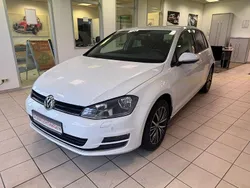 Weiß Gebraucht 2016 VW Golf VII Allstar Limousine | 8.700 € (Superpreis)