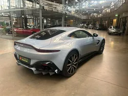 Blau Gebraucht 2021 Aston Martin V8 Coupé | 92.900 €