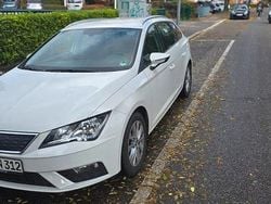 Weiß Gebraucht 2019 Seat Leon ST Ecomotive Kombi | 9.500 € (Guter Preis)