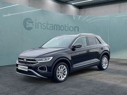 Schwarz Gebraucht 2024 VW T-Roc Style SUV | 28.929 € (Guter Preis)