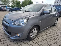 Grau Gebraucht 2015 Mitsubishi Space Star Diamant Edition Limousine | 2.999 € (Superpreis)