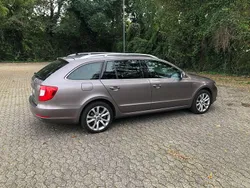 Gebraucht 2012 Skoda Superb Family Kombi | 6.890 € (Guter Preis)