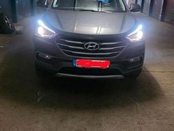 Grau Gebraucht 2016 Hyundai Santa Fe SUV | 12.500 € (Superpreis)