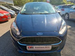 Blau Gebraucht 2016 Ford Fiesta Ambiente Kleinwagen | 2.850 € (Guter Preis)