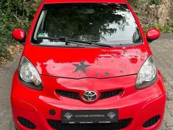 Rot Gebraucht 2009 Toyota Aygo Cool Kleinwagen | 3.299 € (Fairer Preis)