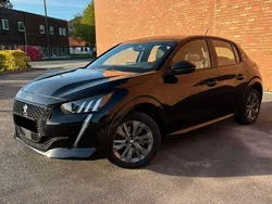 Schwarz Gebraucht 2020 Peugeot e-208 GT Kleinwagen | 13.990 € (Guter Preis)