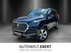 Space black Gebraucht 2025 Ssangyong Rexton Sapphire SUV | 49.690 € (Fairer Preis)