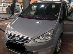 Grau Gebraucht 2012 Ford Galaxy Van / Kleinbus | 6.500 € (Fairer Preis)