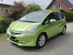 Grün Gebraucht 2013 Honda Jazz Hybrid Kleinwagen | 3.990 €