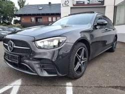Olivgruen matt Gebraucht 2021 Mercedes E300 AMG Kombi | 29.900 € (Guter Preis)