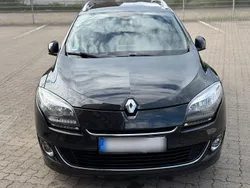 Schwarz Gebraucht 2013 Renault Mégane GrandTour Bose Edition Kombi | 4.900 €