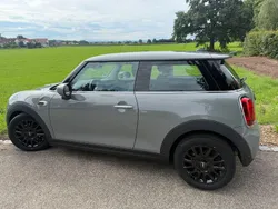 Grau Gebraucht 2020 Mini ONE Kleinwagen | 16.900 € (Fairer Preis)