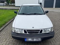 Weiß Gebraucht 1997 Saab 900 Kleinwagen | 4.600 €
