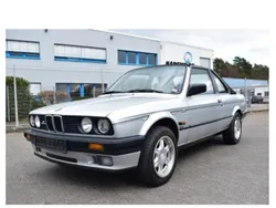 Silber Gebraucht 1992 BMW 316 Cabrio | 9.999 €