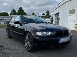 Schwarz Gebraucht 2003 BMW 318 Limousine | 1.600 € (Guter Preis)
