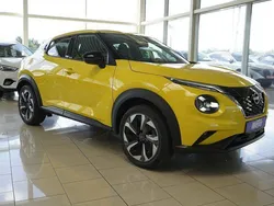 Iconic yellow Neu 2025 Nissan Juke SUV | 25.810 € (Superpreis)