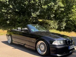 Schwarz Gebraucht 1998 BMW 328 Cabriolet Sport Line Cabrio | 18.999 €