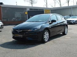 Schwarz Gebraucht 2021 Opel Astra Limousine | 15.900 € (Guter Preis)