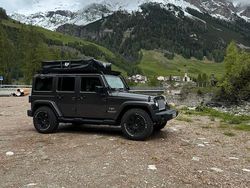 Grau Gebraucht 2017 Jeep Wrangler Sahara SUV | 40.900 € (Teuer)