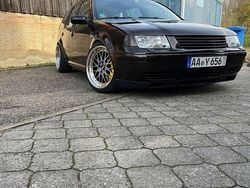 Braun Gebraucht 2002 VW Bora R Kombi | 22.999 €