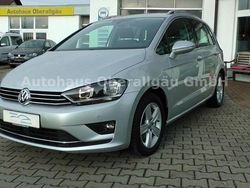 Silber Gebraucht 2015 VW Golf Sportsvan Highline Van / Kleinbus | 13.950 € (Fairer Preis)