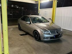 Grau Gebraucht 2009 Mercedes C220 Avantgarde Limousine | 6.000 € (Fairer Preis)