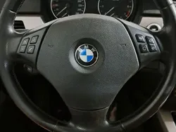 Schwarz Gebraucht 2006 BMW 318 Kombi | 2.600 € (Fairer Preis)