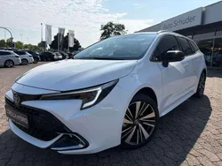 Schneeweiß Neu 2025 Toyota Corolla Kombi | 38.390 €