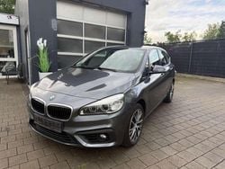 Mineralgraumetallic Gebraucht 2016 BMW 218 Advantage Van / Kleinbus | 11.190 € (Guter Preis)