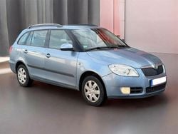 Blau Gebraucht 2010 Skoda Fabia Style Kombi | 1.299 € (Superpreis)