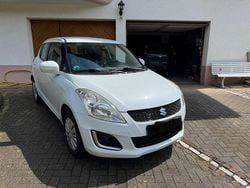 Weiß Gebraucht 2013 Suzuki Swift Kleinwagen | 4.199 €
