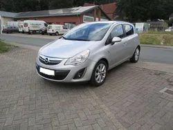 Silber Gebraucht 2012 Opel Corsa Edition Limousine | 2.650 € (Fairer Preis)