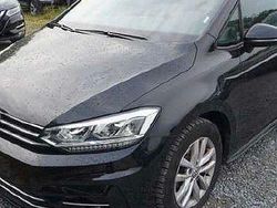 Schwarz Gebraucht 2019 VW Touran IQ Drive Van / Kleinbus | 20.700 € (Superpreis)