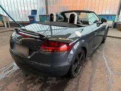 Grau Gebraucht 2009 Audi TT Roadster Cabrio | 4.500 €