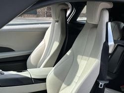 Grau Gebraucht 2014 BMW i8 Pure Impulse Coupé | 59.790 € (Guter Preis)