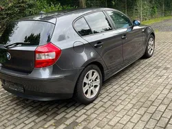 Grau Gebraucht 2005 BMW 116 Sport Line Kleinwagen | 2.600 € (Fairer Preis)