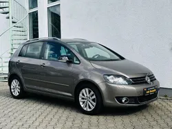 Braun Gebraucht 2011 VW Golf Plus Style Van / Kleinbus | 8.990 € (Fairer Preis)
