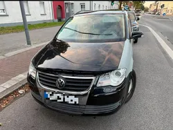 Schwarz Gebraucht 2009 VW Touran Van / Kleinbus | 3.500 € (Guter Preis)